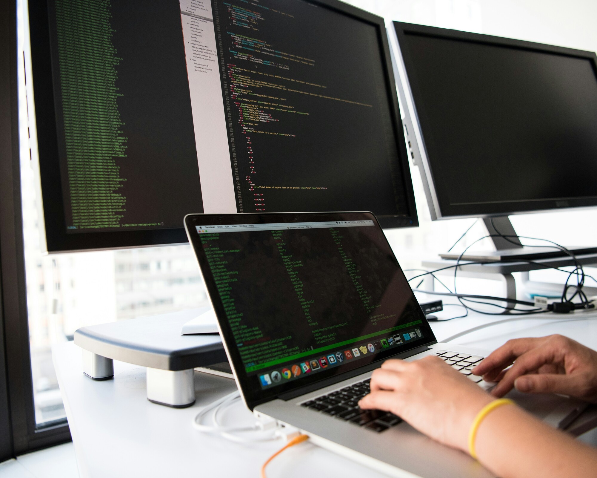 christina-wocintechchat-com-6Dv3pe-JnSg-unsplash